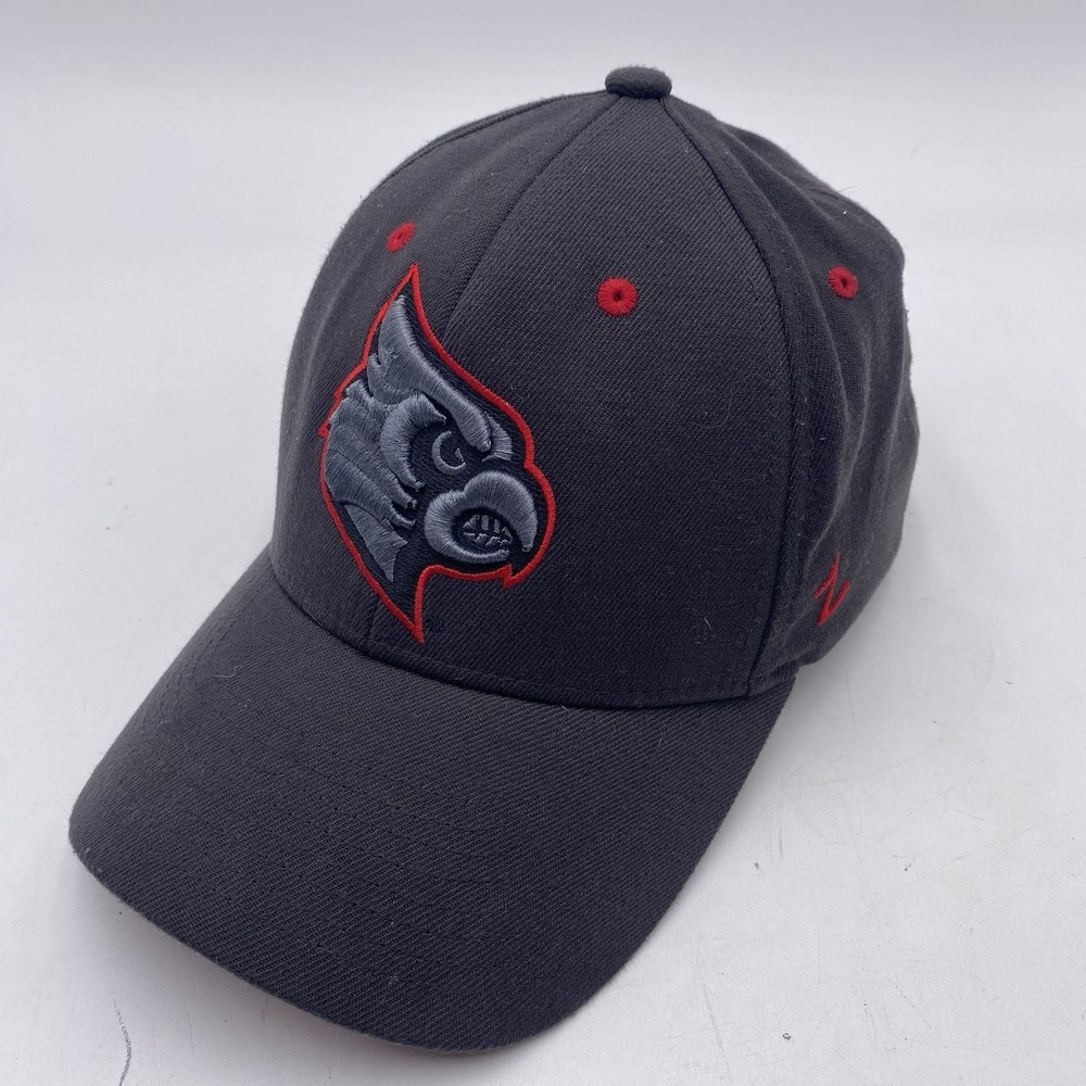 Louisville Cardinals Zephyr Hat‎ Fitted Size Medium Charcoal Gray Cleaned  VGC